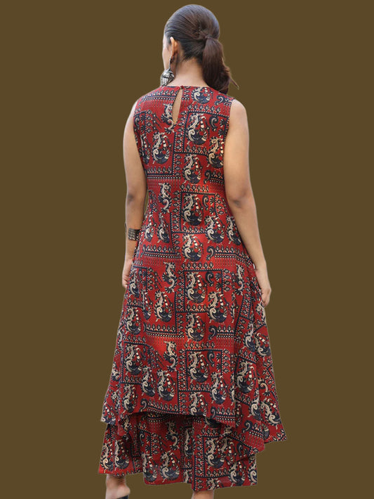 Rayon Calf Length Printed Assymetrical Sleeveless Sleeves Round Neck Kurta Bottom Set