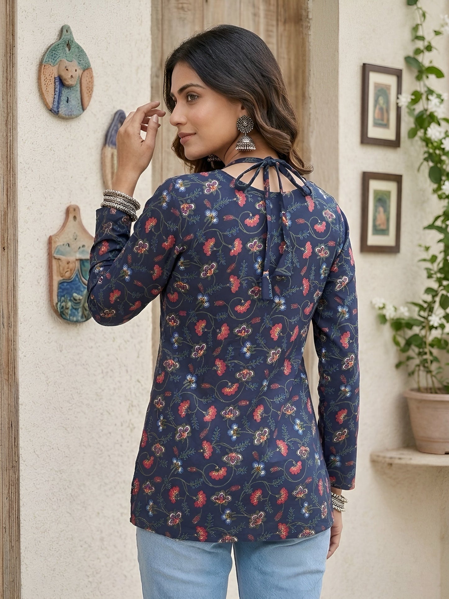 Printed Straight Tunic With Tie-Up Neck