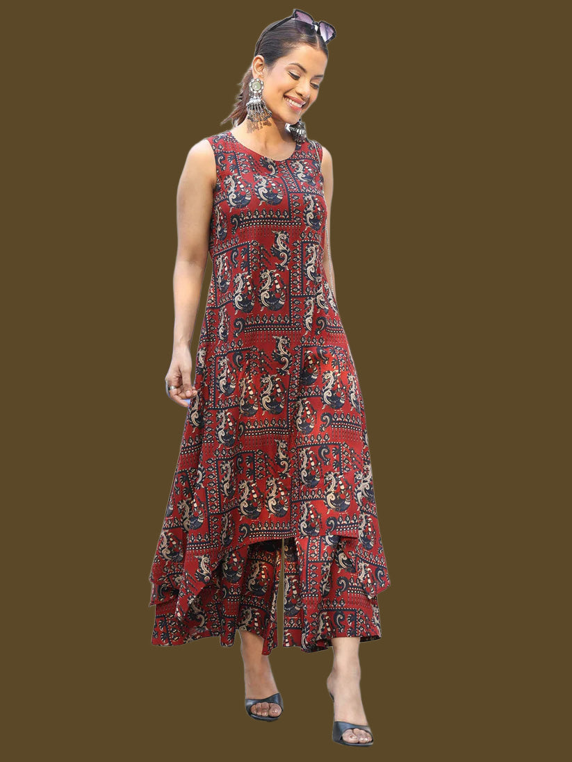Rayon Calf Length Printed Assymetrical Sleeveless Sleeves Round Neck Kurta Bottom Set