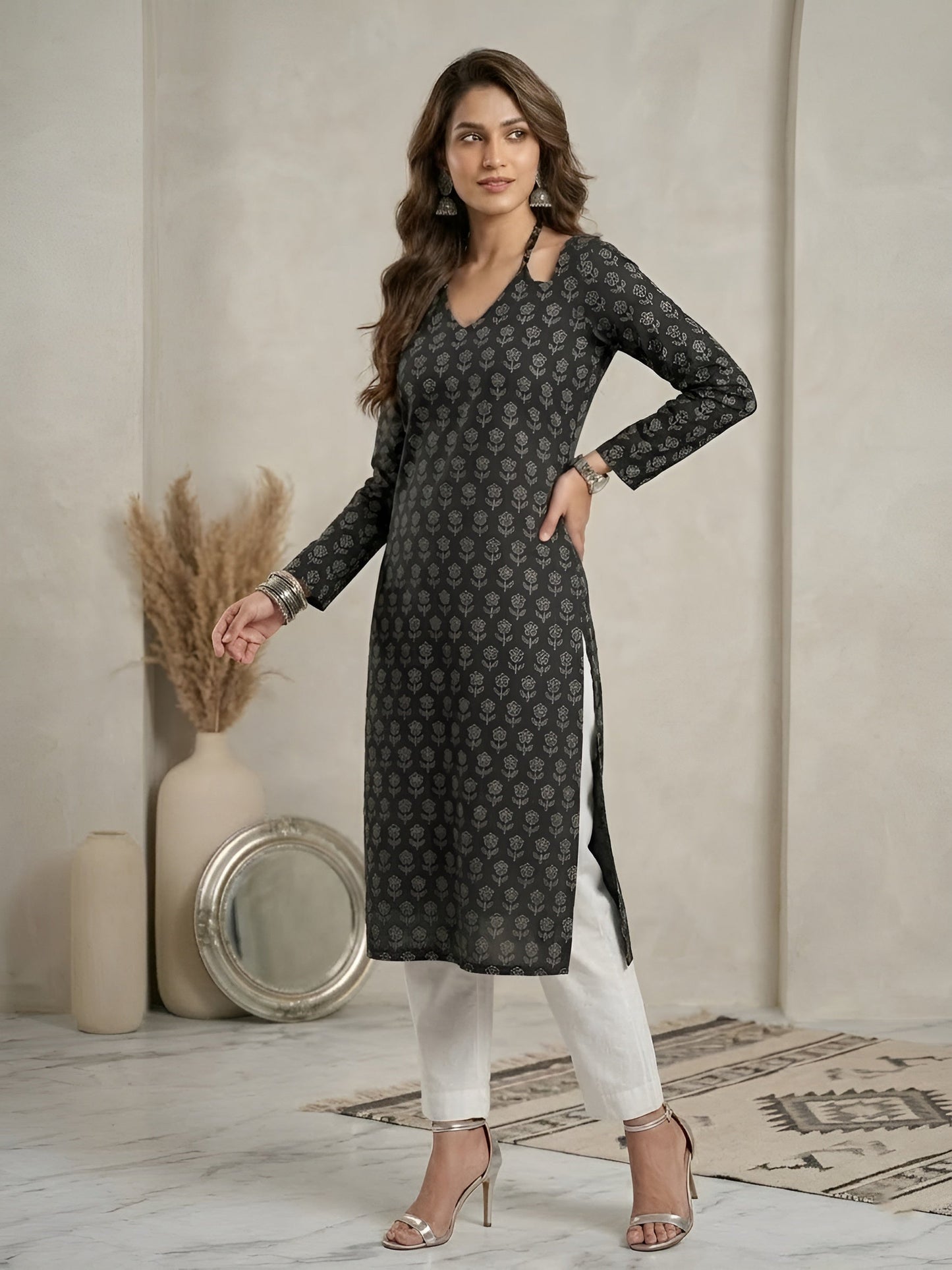 Printed Straight Kurta With Three Quarter Sleeves