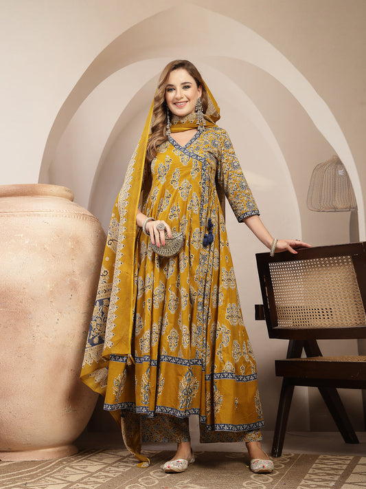 Printed Cotton Blend Anarkali Kurta Set With Dupatta