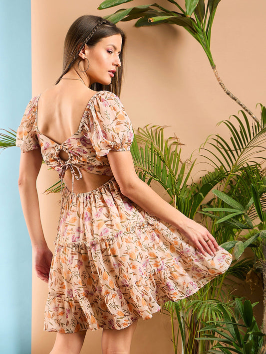 Women Peach Floral Sweetheart Neck Short Skater Dress